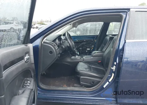 2016 Chrysler 300 Anniversary Edition z USA, uszkodzony, nr VIN 2C3CCARG4GH270532